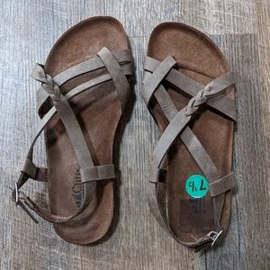 Cliffs Sandals
